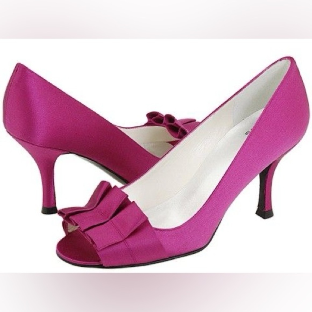 Stuart Weitzman Gigiritz Magenta Satin Peep Toe Pump Suze 8.5 Narrow